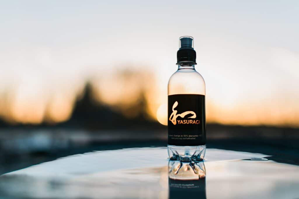 Adwater profilerad PET-flaska för profilvatten